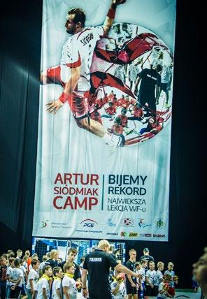 na / w: billboardach citylightach artykułach prasowych 4.