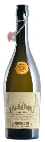 WŁOCHY VENETO MONTELVINI PROSECCO Przez 135 lat rodzina Serena poświęcała się produkcji wina z