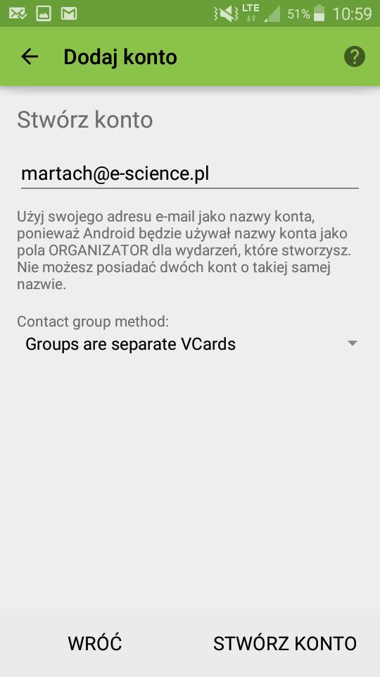 Kontakty z książki adresowej, która została zsynchronizowana będą widoczne na liście wszystkich kontaktów w telefonie.