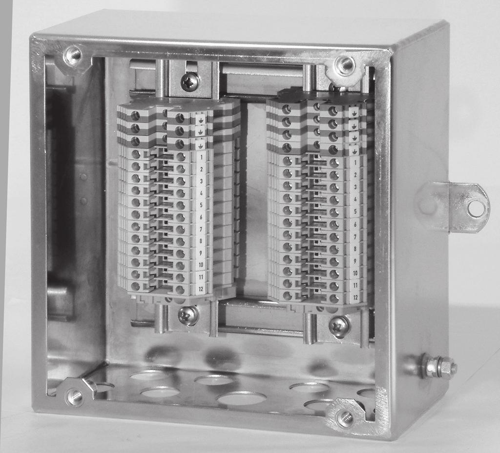 SKRZYNKI ZACISKOWE W WYKONANIU PRZECIWWYBUCHOWYM STB Wersja wykonana ze stali nierdzewnej Obudowy STB spełniają zasadnicze wymagania Dyrektywy 94/9/WE (ATE) i są dopuszczone do stosowania w strefach