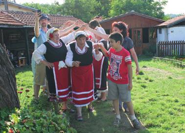 Astfel, mulți vin pentru turismul vinicol, gastronomic-culinar, cultural, dar și pentru cel rural și ecologic. Profilul accestor consumatori este prezentat mai jos. Turismul vinicol.