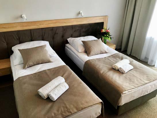 NOWOŚĆ HOTEL*** JAROSŁAWIEC Jarosławiec jest niewielką miejscowością wypoczynkową z pięknymi plażami oraz dzikimi, stromymi klifami.