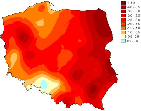Ich liczba rośnie, podobnie jak w przypadku dni bardzo mroźnych, w kierunku wschodnim, przekraczając średnio 10 dni w roku na krańcach wschodnich (rys. 4.11a).
