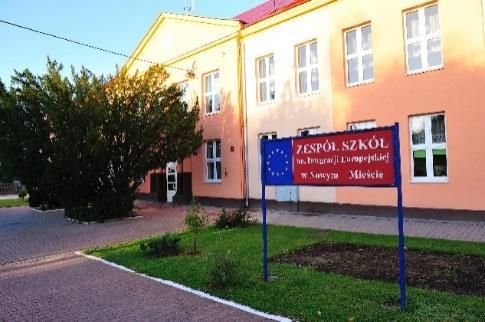 WSTĘP Organ wykonawczy jednostki samorządu terytorialnego, w terminie do dnia 31 października, przedstawia organowi stanowiącemu jednostki samorządu terytorialnego informację o stanie realizacji