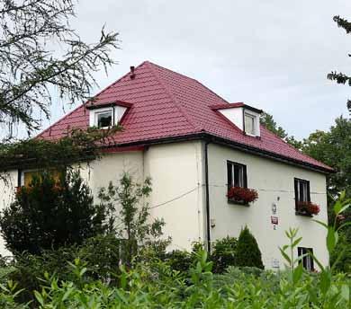 W Publicznym Przedszkolu w Pęgowie zakończył się remont pokrycia dachowego Po przeprowadzeniu postępowania przetargowego wyłonieni zostali wykonawcy na realizację Termomodernizacji budynku Szkoły