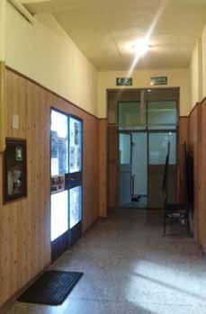 Ponadto wymienione zostały wszystkie drzwi do szatni i instalacja C.O. Prace podzielone zostały na dwa etapy.