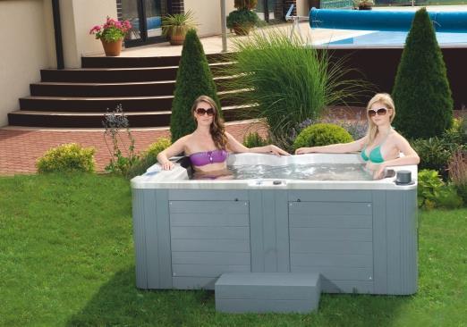 PORTABLE SPA DELUXE DAISY DELUXE 200x120 A - Małe dysze wirujące - 8 C - Średnie dysze wirujące - 4 D - Duże dysze kierunkowe - 4 Ilość miejsc: 3 (2 miejsca siedzące, 1 miejsce leżące) Pojemność: 450