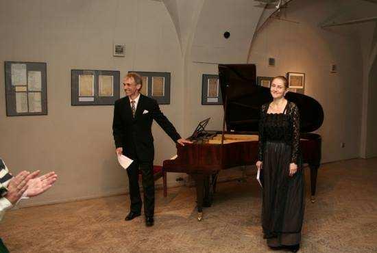 Inauguracja Roku Chopinowskiego 2010 / Sala Widowiskowa Klubu Garnizonowego JW