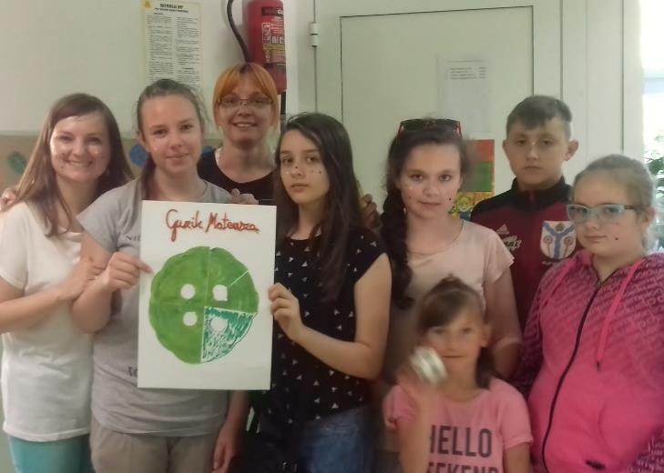 NOCNA AKADEMIA PANA KLEKSA 2.06.2017 roku w naszej szkole odbyła się I edycja NOCY W SZKOLE, której tematem przewodnim była,,akademia Pana Kleksa.