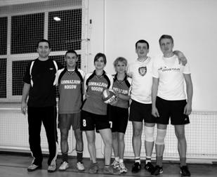 "Strzelec" Gorzyczki M³odzie owym Mistrzem Œl¹ska Rozstrzelali siê na ca³ego W okaza³ej sali sportowo-widowiskowej w Suszcu w so bo tê 24 listopada 2007 roku odby³y siê II M³odzie owe Mistrzostwa