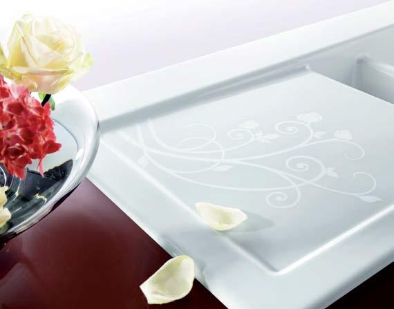 White La rose Pearl Kwiatowy delikatny, dekor harmonijny w białym, dekor matowym utrzymany w kolorze, stylu charakterystycznym jest wyrazem wykwintnego dla firmy Villeroy smaku. & Róża Boch.