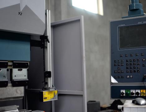 Technologia >> Nasz park maszynowy wyposażony jest w zestaw nowoczesnych