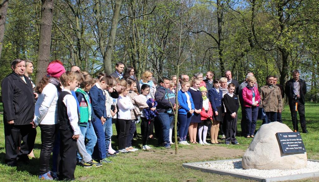 ROCZNICA CHRZTU POLSKI Wzorem wielu samorządów i innych społeczności lokalnych także mieszkańcy gminy Rypin postanowili uczcić jubileusz 1050. rocznicy Chrztu Polski.