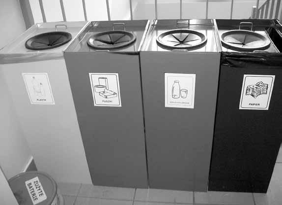 technicznych. Z tego powodu w dniu 5 marca grupa uczniów z Gimnazjum im. Kazimierza Jagiellończyka w Rzgowie, pod opieką p. Gabrieli Małochy-Chodorek i p.