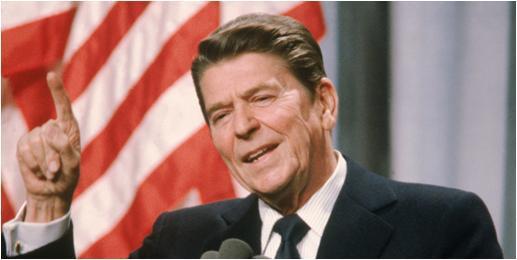 Czasy Reagana, 1981-1989 Stopa wzrostu: 3,2% rocznie (w latach 1974-1981 2,8%, w latach 1989-1995 2,1%) Mediana dochodów amerykańskich rodzin: Wzrost z $ 37,868 do $ 42,049