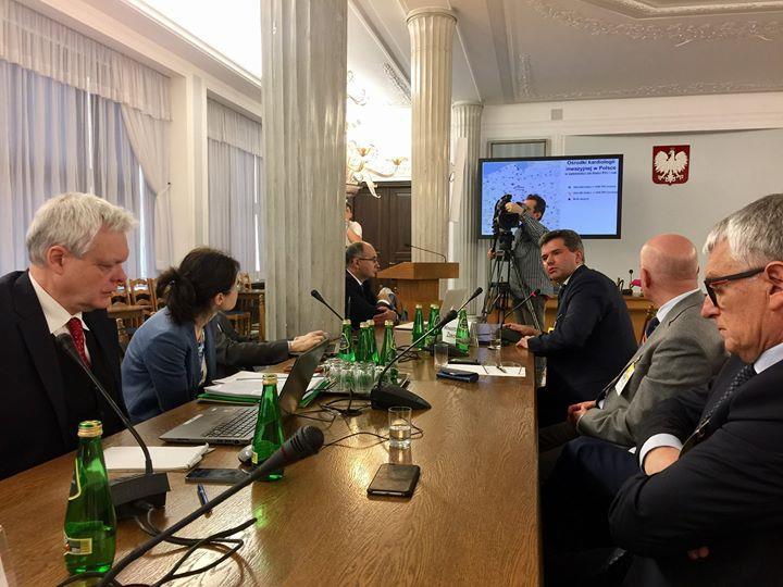 KOMISJA SEJMOWA Kardiolodzy podczas komisji Zdrowia 21 marca 2017 przedstawili w Sejmie konkretne i merytoryczne dane dot.