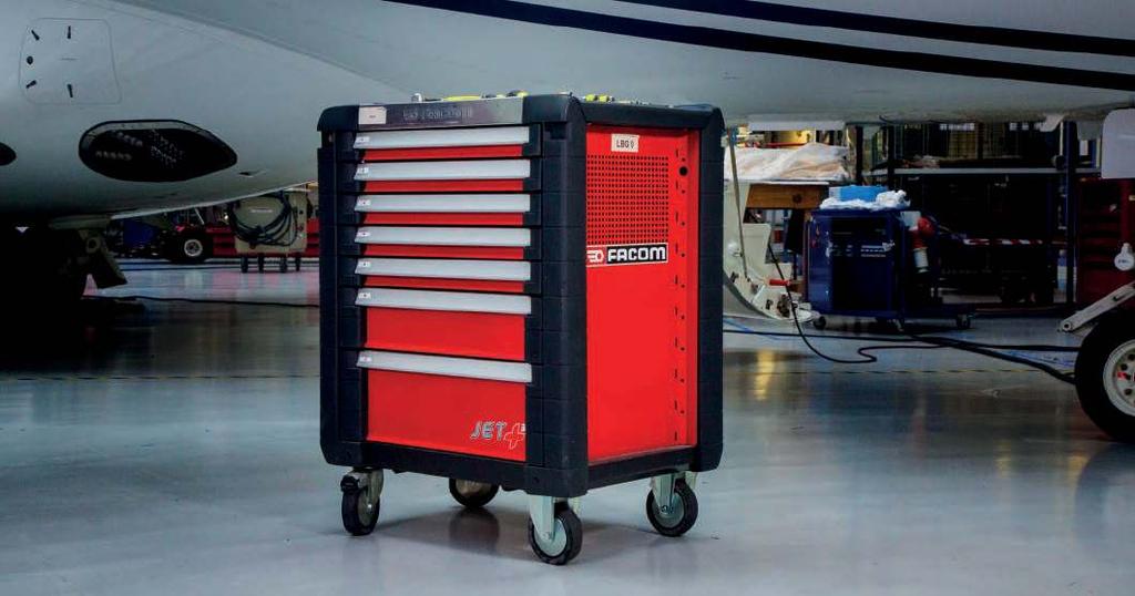 WÓZKI WÓZEK JET+ 6 SZUFLAD - 3 Y NA SZUFLADĘ - GAMA BEZPIECZNA Wyposażone w system blokady wewnętrznej SAFETY LOCK SYSTEM, który zapobiega równoczesnemu otwarciu kilku szuflad: - 1 szuflada na raz -