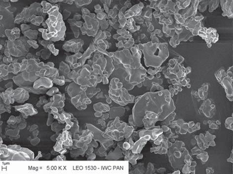 H. Węglarz, A. Wajler, H. Tomaszewski,... Rys. 12. Zdjęcie SEM proszku 2% Ce:YAG prażonego w powietrzu w 1700 o C. Fig. 12. SEM picture of 2% Ce:YAG powder calcinated in air at 1700 o C. Rys. 13.