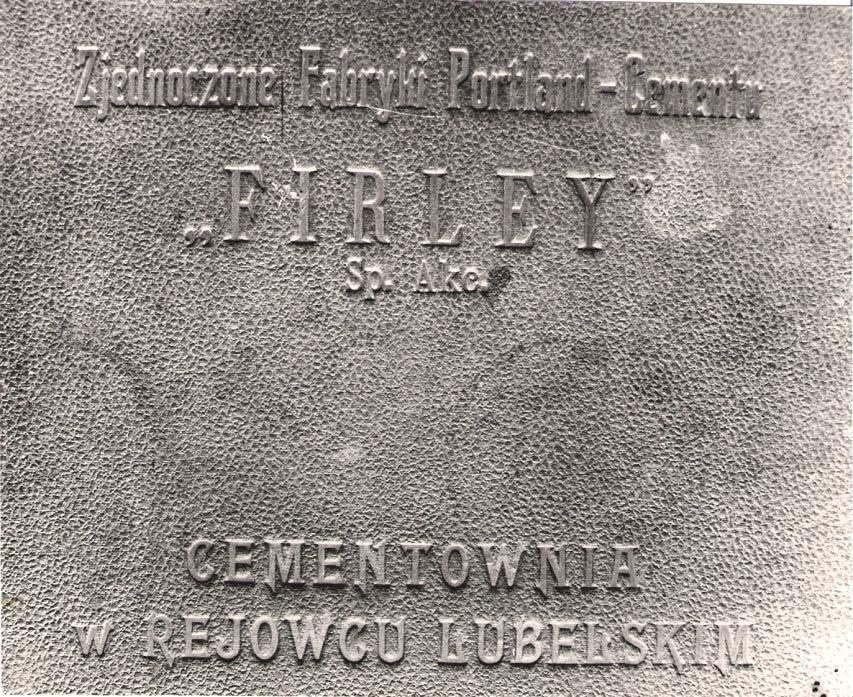 Pełna nazwa zakładu cementowego.