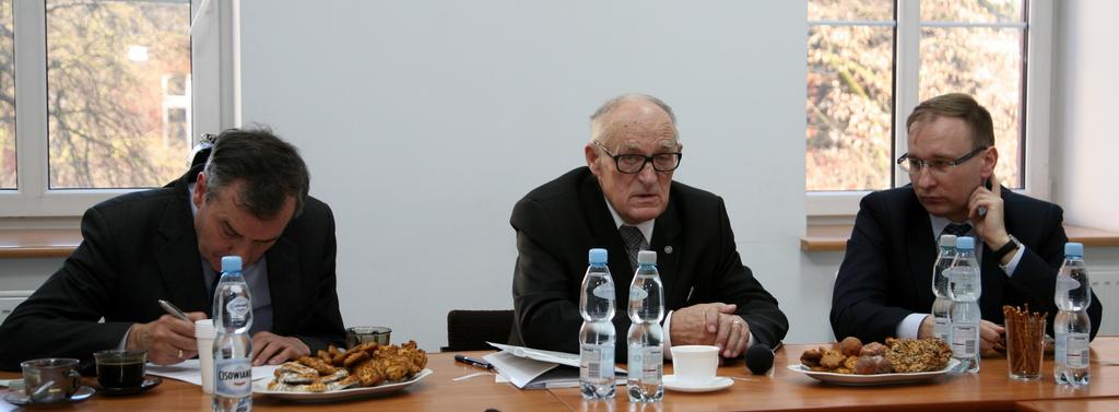 W zakresie poprawy realizacji składek członkowskich należy stwierdzić, że nastąpiła znaczna poprawa i obecnie na ogólną ilość 73 członków, uregulowane składki mają 44 osoby, a 12 osób ma roczne