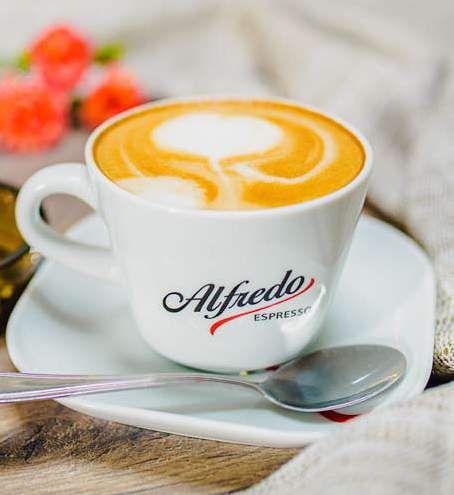 Kawy białe white coffee Cappuccino naturalne idealne połączenie espresso ze spienionym mlekiem Cappuccino classic the perfect combination of espresso with frothed milk Cappuccino smakowe waniliowe,