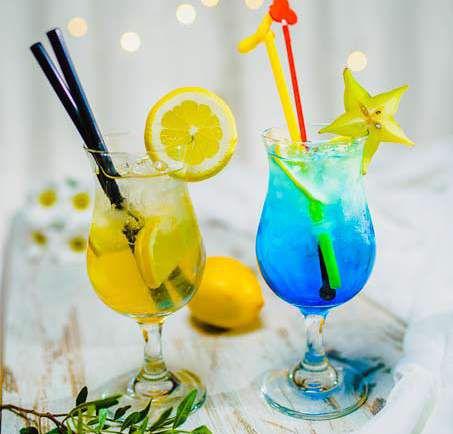 300 ml 9,00 zł drinki bezalkoholowe