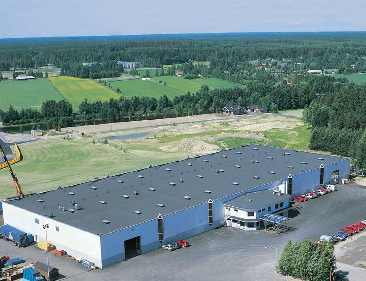 Lillbacka Powerco Jakość Finn-Power: Dokładność Niezawodność Elastyczność Wydajność Światowa sieć dystrybucji Lillbacka Powerco posiada ponad czterdziestoletnie doświadczenie w produkcji pras