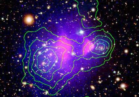 /różowy» Masa gazu typowo 2x większa od masy materii świecącej w galaktykach.