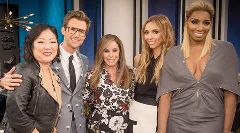 Policja stylu Melissa Rivers, Giuliana Rancic i Brad Goreski przyjrzą się kreacjom, w jakich wystąpili goście tegorocznych gali takich jak Oscary, BAFTA, Grammy, Emmy.