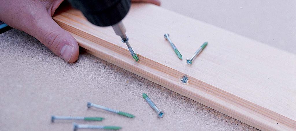 CARPENTRY RY UNIVERSAL CONSTRUCTION CT TION OUTDOOR OO HARDWOOD OD SPECIAL DRYWALL L