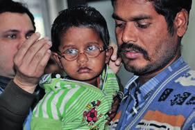 Jego celem było zapewnienie każdego roku ponad 2000 par okularów dla dzieci i młodzieży w szpitalu Sagarmatha Choudhary Eye.