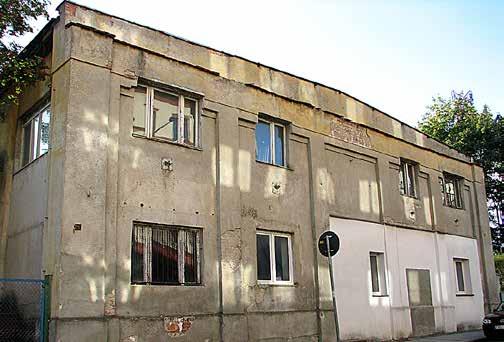 Główny budynek szkoły pozostaje już tylko wspomnieniem na dawnych widokówkach Okazały gmach Królewskiej Szkoły Wojennej w Głogowie (z arch.