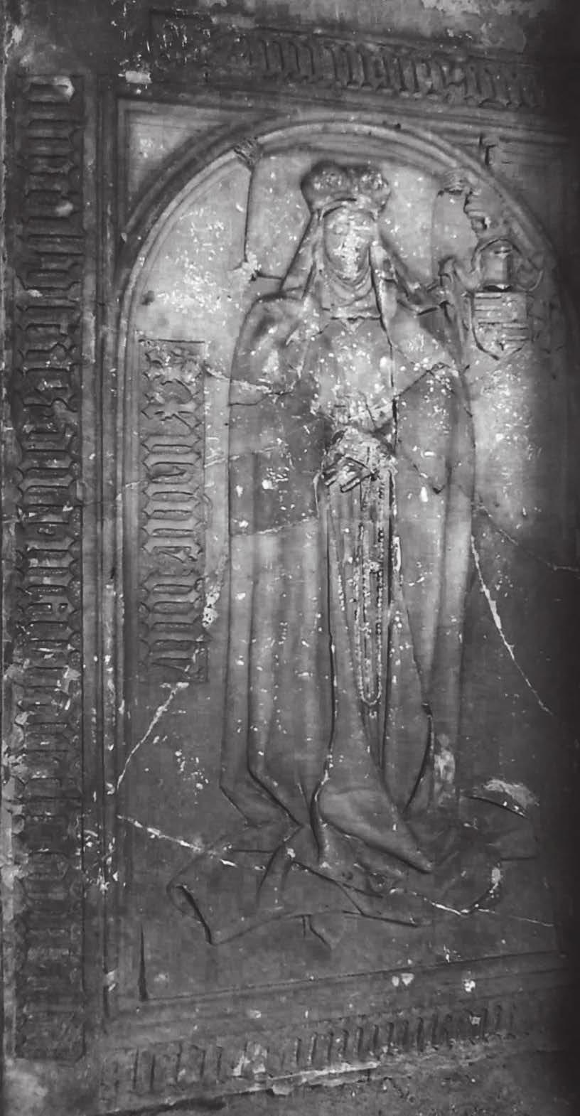24 Tomisław Giergiel, Jan Ptak Fig. 10. Tombstone of Duchess Małgorzata (deceased 1480), wife of Władysław the Duke of Cieszyn, Collegiate Church of Głogów Fig. 11.