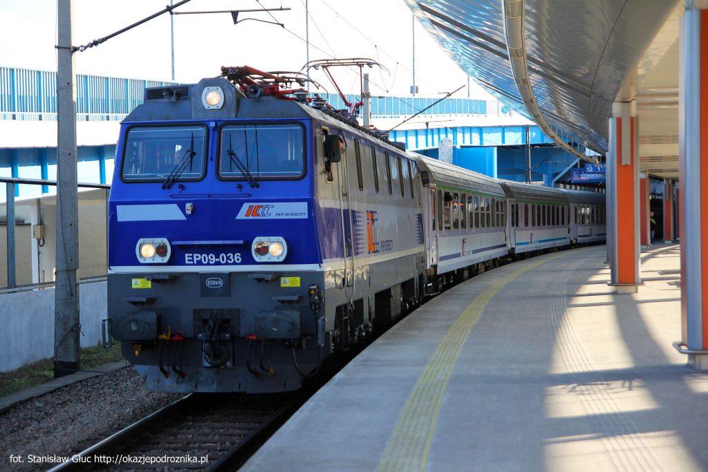 Tyle o PKP Intercity kolejnymi przewoźnikami zajmiemy się zbiorowo, ponieważ mają ze sobą wiele wspólnych rzeczy.