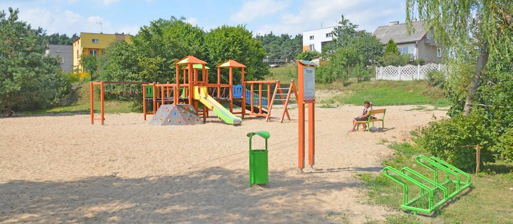Nowy plac zabaw na ul. Topolowej Dzieci z osiedla Skarpa od niedawna cieszyć się mogą nowym placem zabaw, który powstał na ul. Topolowej. Huśtawki, zjeżdżalnie oraz siatki do wspinania się to gwarancja świetnie spędzonego czasu.