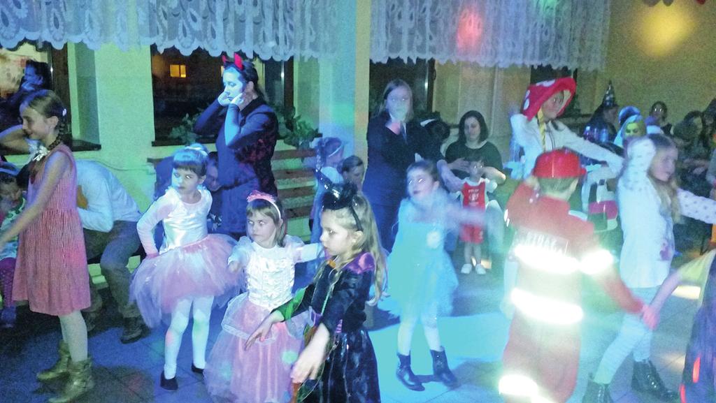 Spotkanie z organizacjami dziaajcymi na terenie gminy Chrzstowice. 2. Organizacja letniego prezes Wojciech Krl. 2) Stowarzyszenie LZS Unia Raszowa-Daniec gos zabra prezes Artur Porada samotnych w rodowisku domowym Protok z posiedzenia - Urzd Gminy Chrzstowice