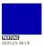 Emblemat ma formę niebieskiej prostokątnej flagi, której szerokość stanowi półtorej długości wysokości.