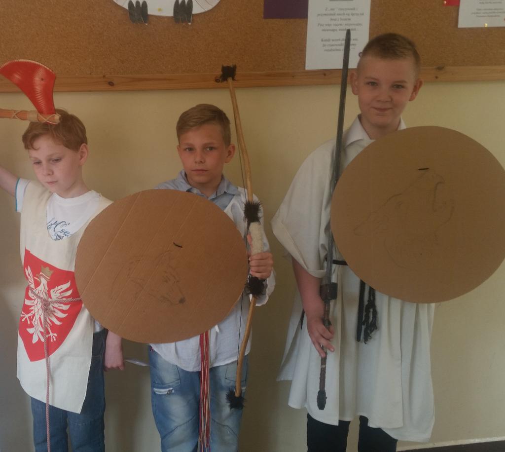 Głos Wielkopolski Wydanie specjalne 06/2016 Strona 2 Dzień Patrona oczami Pauliny Tritt z 5b 25 maja odbywało