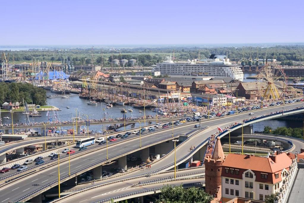 3. Szczecin z oceną 5,86 Fot. Szczeciński port. Autor: Artur Bogacki. Podium zestawienia otwiera Szczecin, gdzie w ubiegłym roku za 20 mln złotych wyremontowano prawie 240 tys. m2 dróg i chodników.