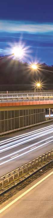 OPRAWY ULICZNE STREET LIGHTING Co się liczy na drodze? Bezpieczeństwo. Tego zaś nie ma bez dobrego oświetlenia.