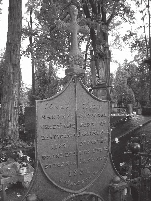 Cmentarz ewangelicki w Kielcach Grób pastora Henryka Zendera. Fot U. Oettingen. Nagrobek Józefa Mc Conala. Fot U. Oettingen. z I wojny.