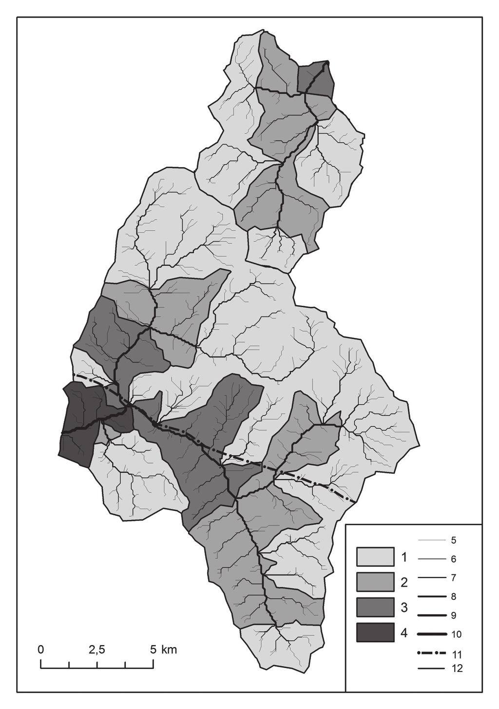 Geosystemy korytowe Czarnohory (Karpaty Ukraińskie) 135 Rycina 3.