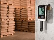 testo 176 T4 testo 176 H1 testo 176 H2 testo 176 P1 4-kanałowy rejestrator temperatury z możliwością podłączenia czujników zewnętrznych (Typ T, Typ K i Typ J) Równoczesny pomiar temperatury w aż
