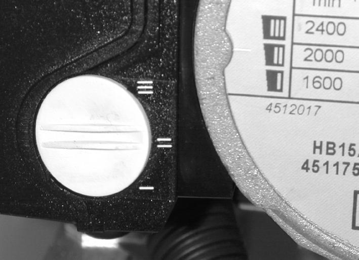7.2 Dostęp do danych technicznych kotła (zastrzeżony dla instalatorów i pracowników Autoryzowanego Serwisu) Dostęp do danych technicznych kotła pozwala na przeprowadzenie niektórych regulacji i