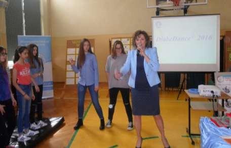 Propagowanie zasad zdrowego żywienia Corocznie w kwietniu miesiącu zdrowia realizowane są w naszym gimnazjum działania prozdrowotne.