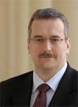 4.11. Skład osobowy i zmiany, które w nim zaszły w ciągu ostatniego roku obrotowego oraz opis działania organów zarządzających, nadzorujących lub administrujących emitenta oraz ich komitetów 4.11.1. Zarząd Na dzień 31 marca 2011 roku w skład Zarządu Kredyt Inkaso S.
