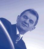 Rada Nadzorcza / Supervisory Board 15 grudnia 2004 roku Nadzwyczajne Walne Zgromadzenie ustaliło liczebność Rady Nadzorczej na pięć osób oraz dokonało zmian osobowych.