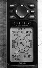 125-or Abb.: rh Garmin GPS 12 XL ze strzałką nawigacyjną.