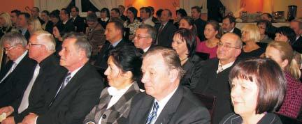 Honory wspó³gospodarza uroczystoœci w imieniu nieobecnego pos³a Jaros³awa Urbaniaka (komisja œledcza ds.