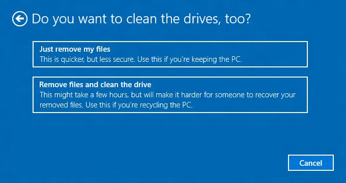 30 - Odzyskiwanie 4. Wybierz opcję [Just remove my files] (Usuń tylko pliki), jeśli zachowujesz komputer. Jest to szybsza operacja, ale mniej bezpieczna.